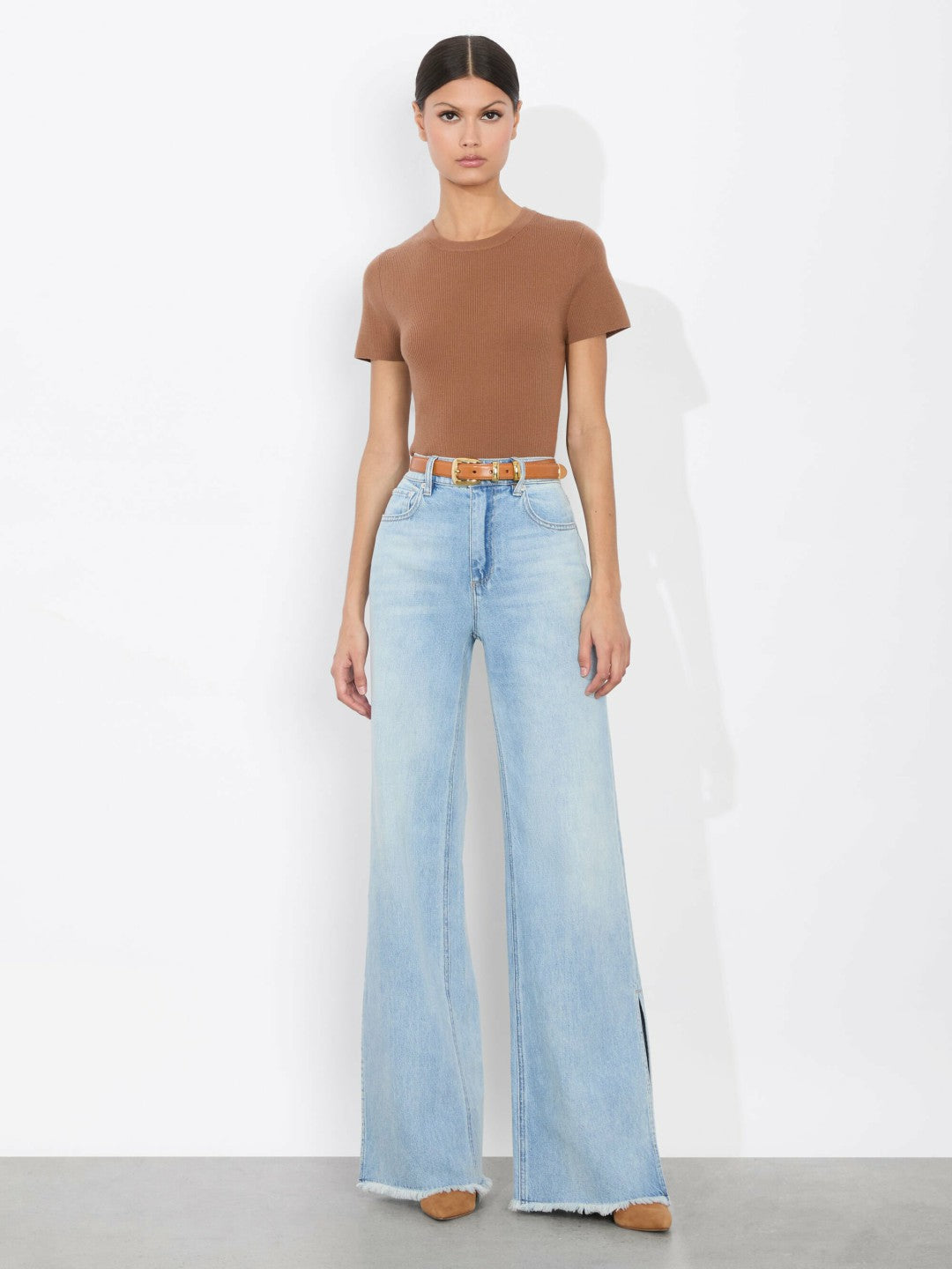 Hayden Buckle Belt In Camel/gold - Alice + Olivia Women