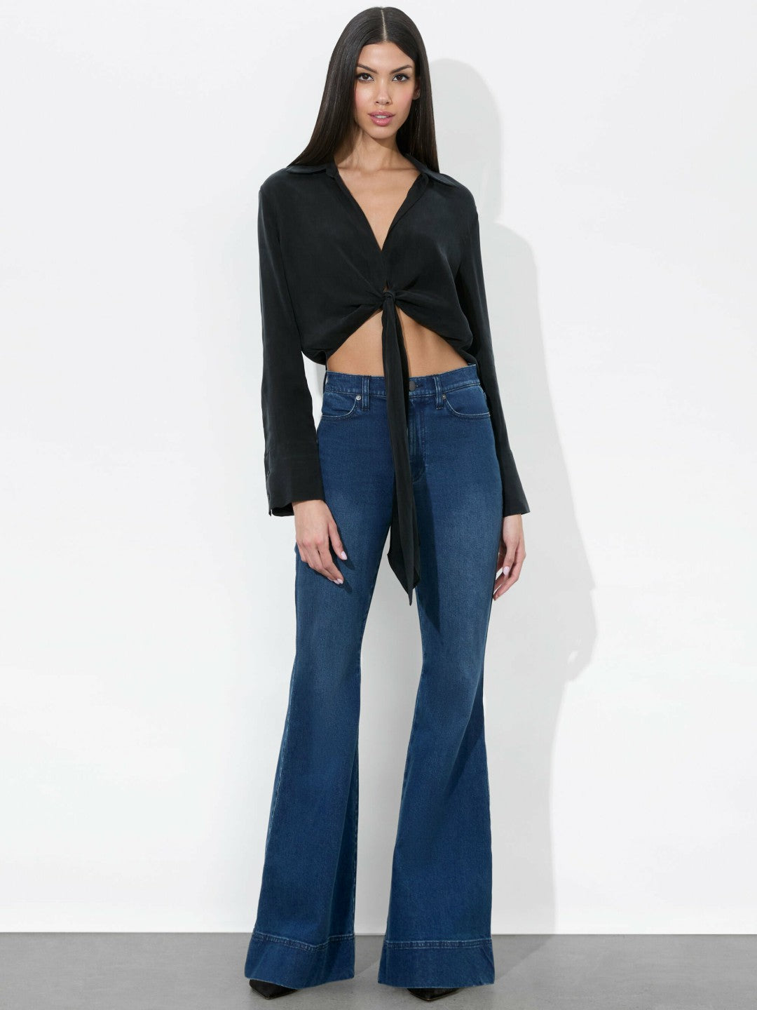 Hannon Tie Front Blouse In Black - Alice + Olivia Women