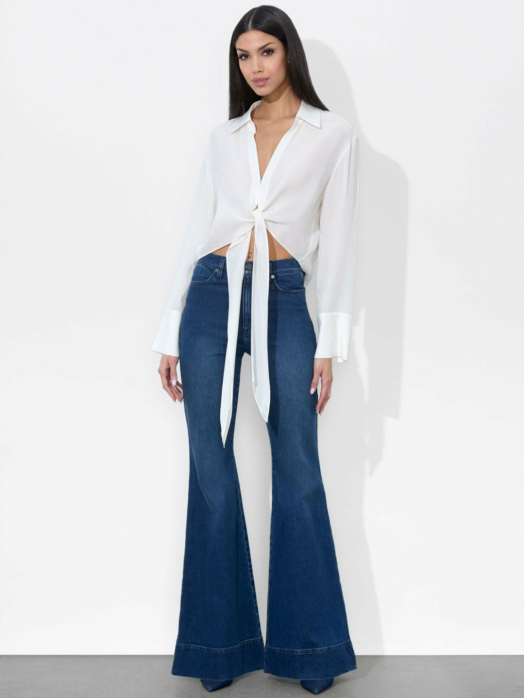 Hannon Tie Front Blouse In Off White - Alice + Olivia Women