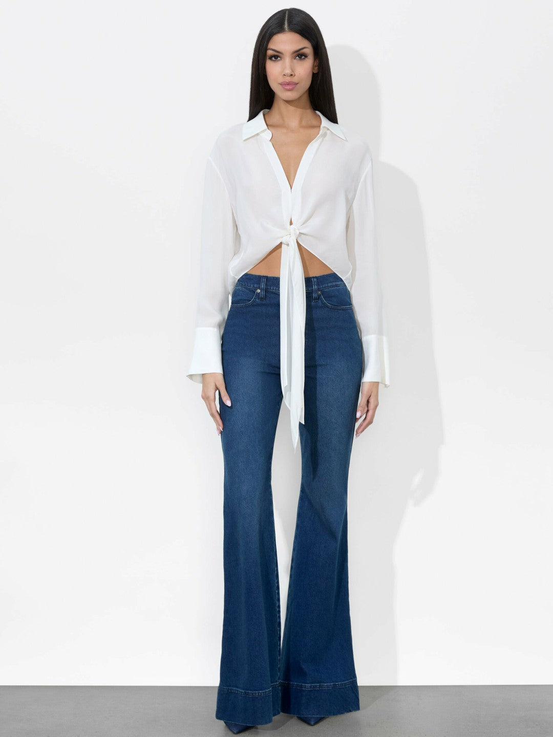 Hannon Tie Front Blouse In Off White - Alice + Olivia Women
