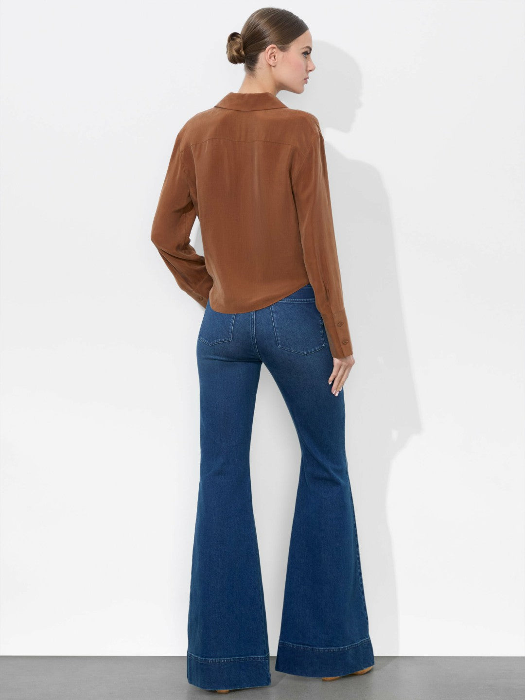 Hannon Tie Front Blouse In Camel - Alice + Olivia Women