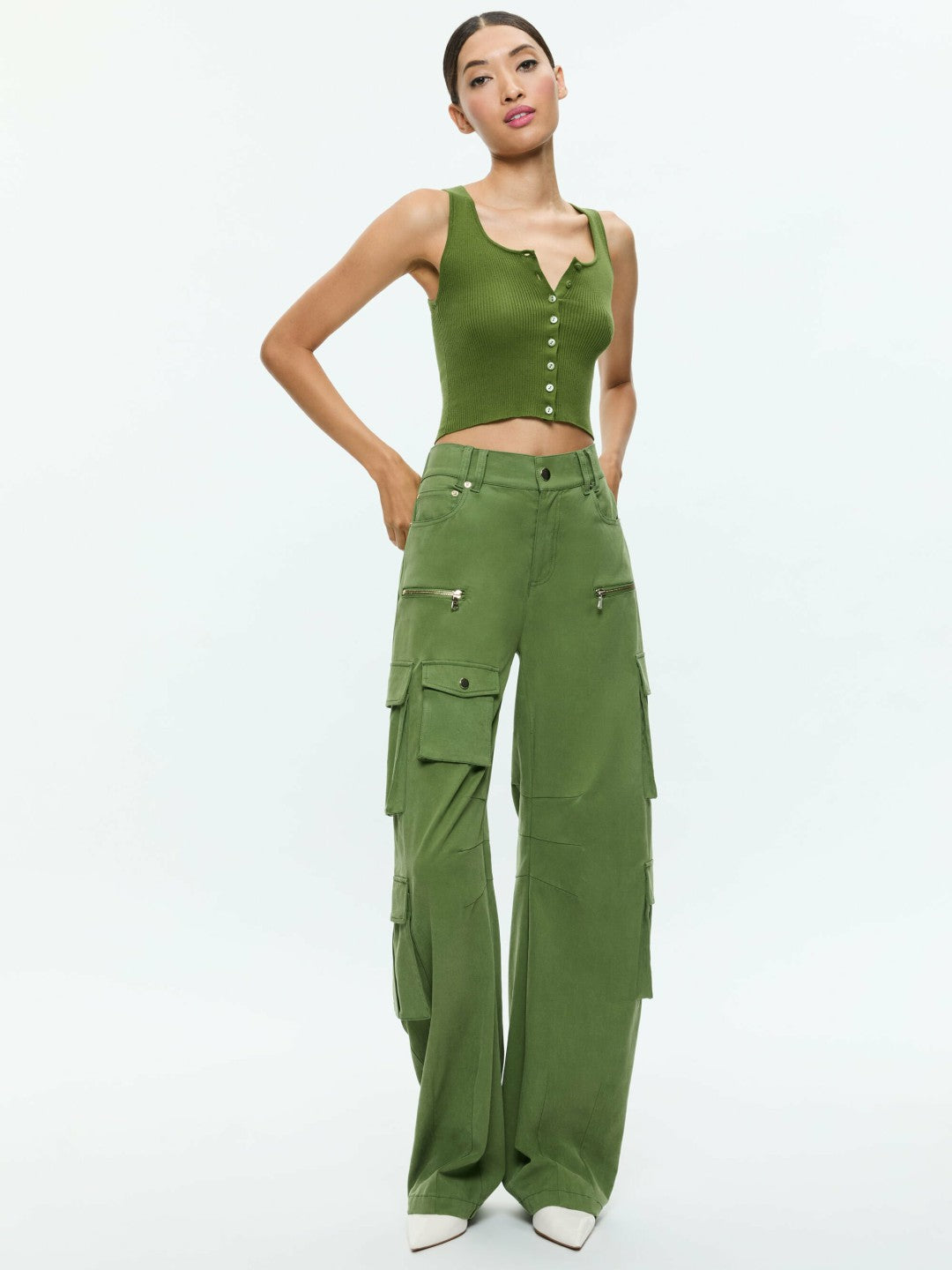 Daryn Button Through Cropped Tank In Avocado - Alice + Olivia Women