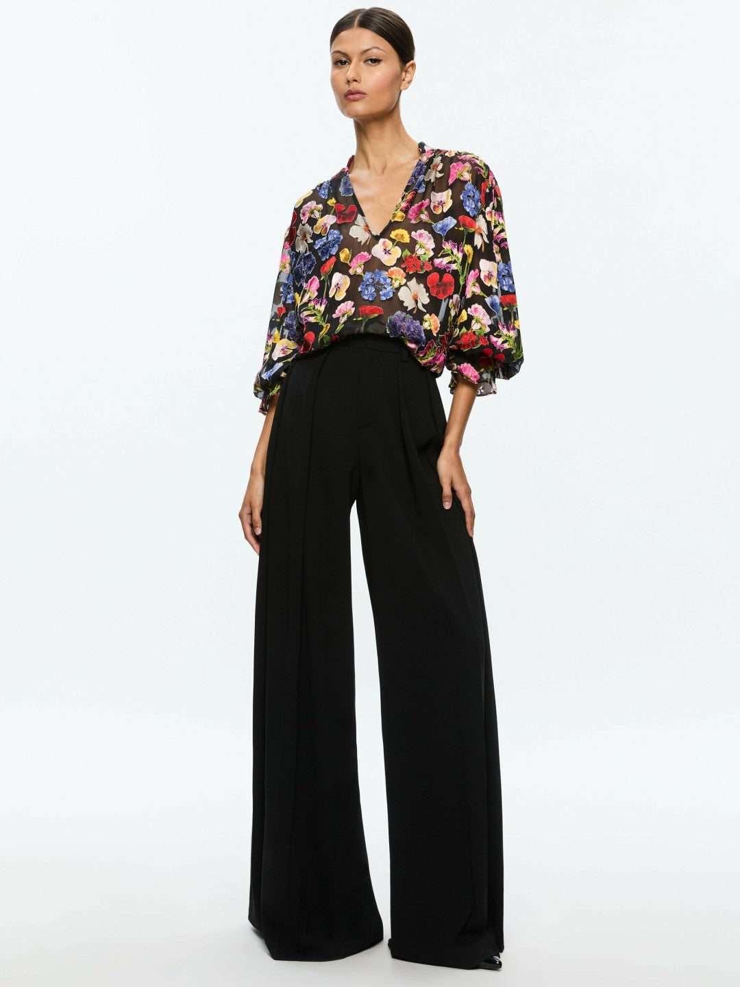 Onica Collared Blouse In Timeless Blossom - Alice + Olivia Women