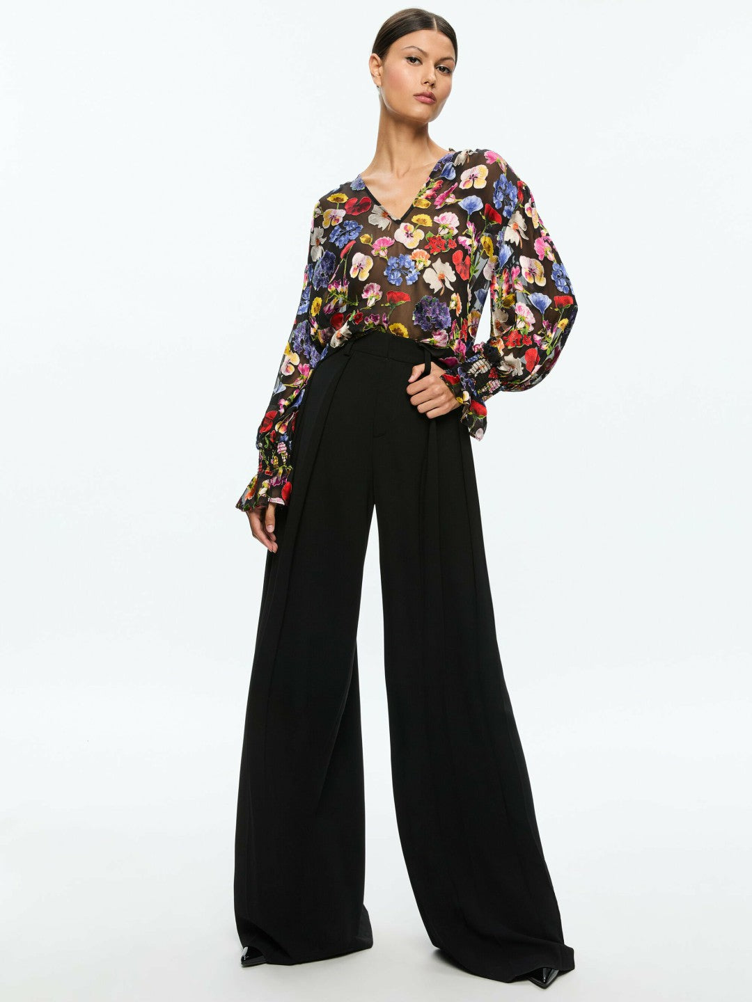 Onica Collared Blouse In Timeless Blossom - Alice + Olivia Women