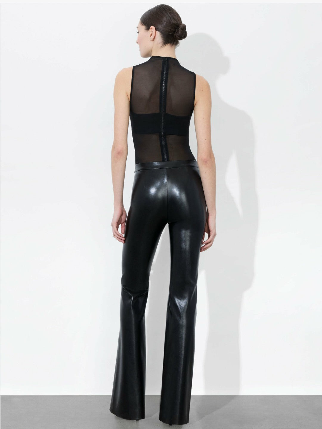 Ravyn Vegan Pant In Black - Alice + Olivia Women