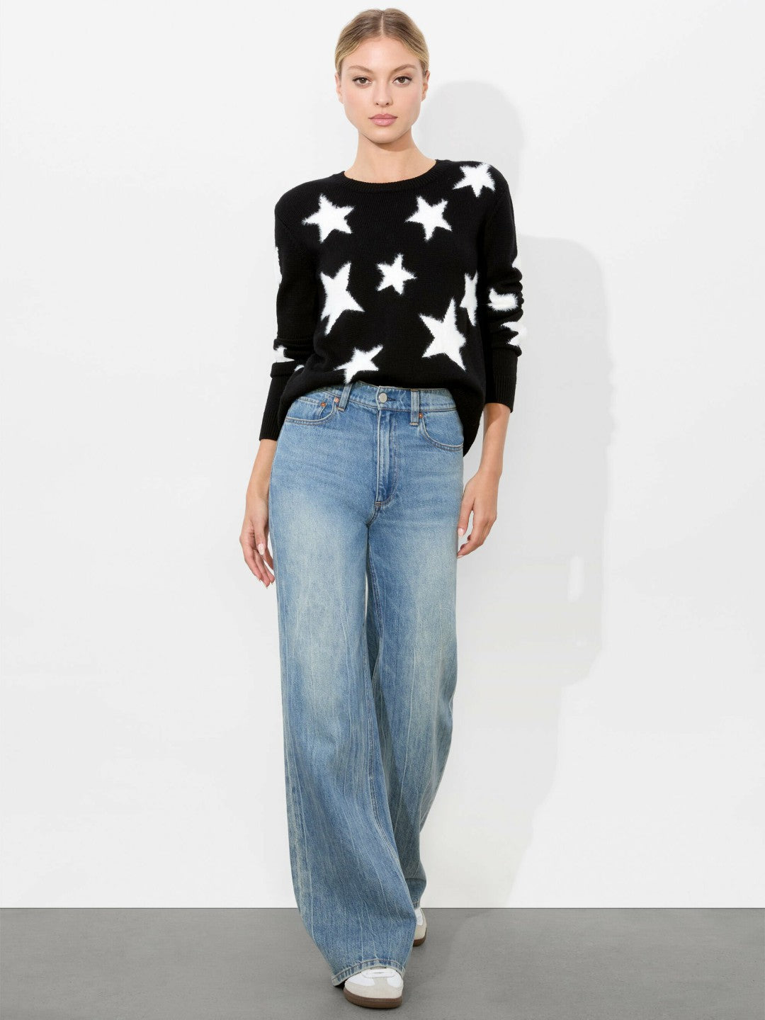 Andora Pullover In Black/soft White - Alice + Olivia Women