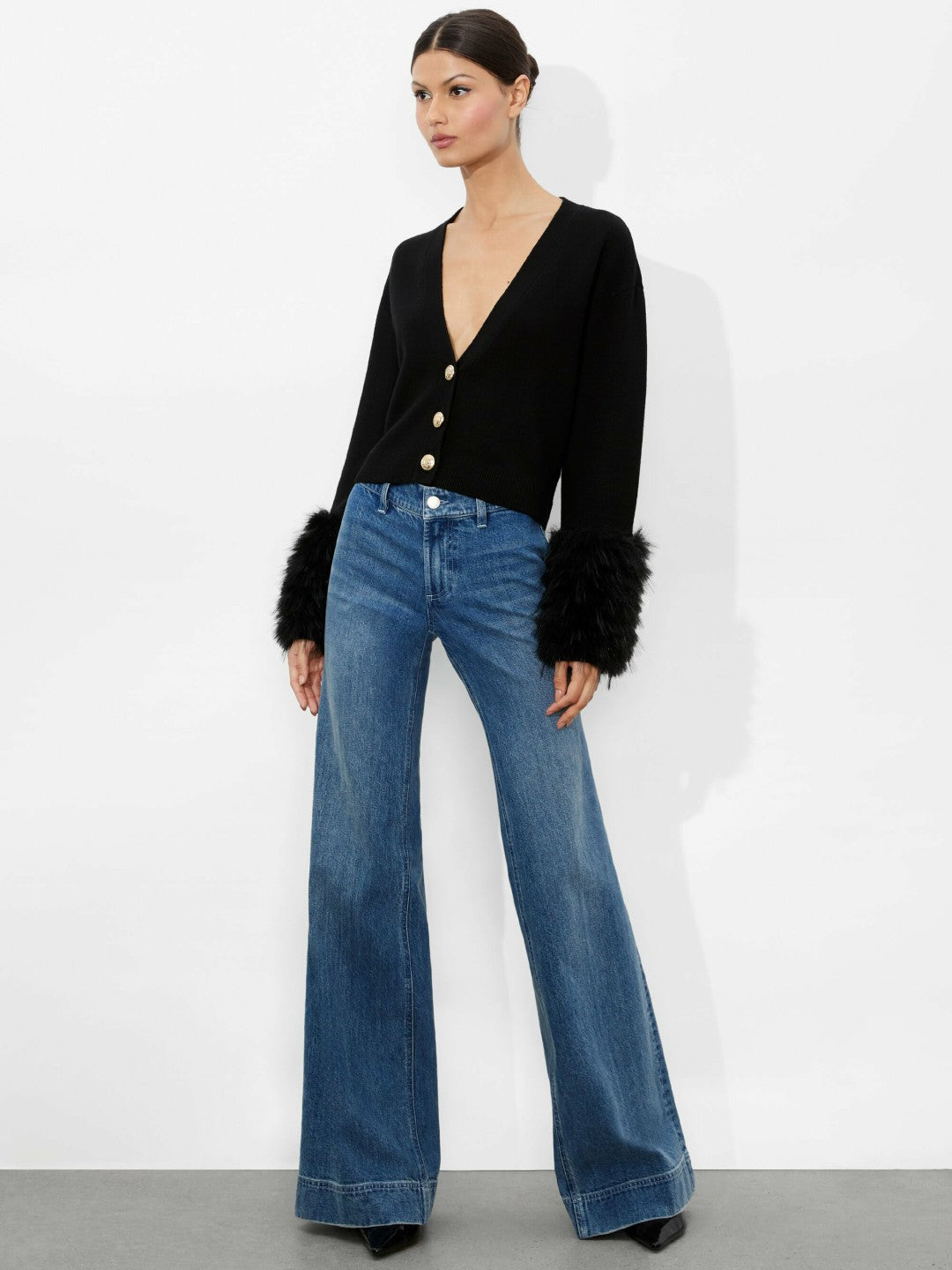 Bradley Cardigan In Black - Alice + Olivia Women