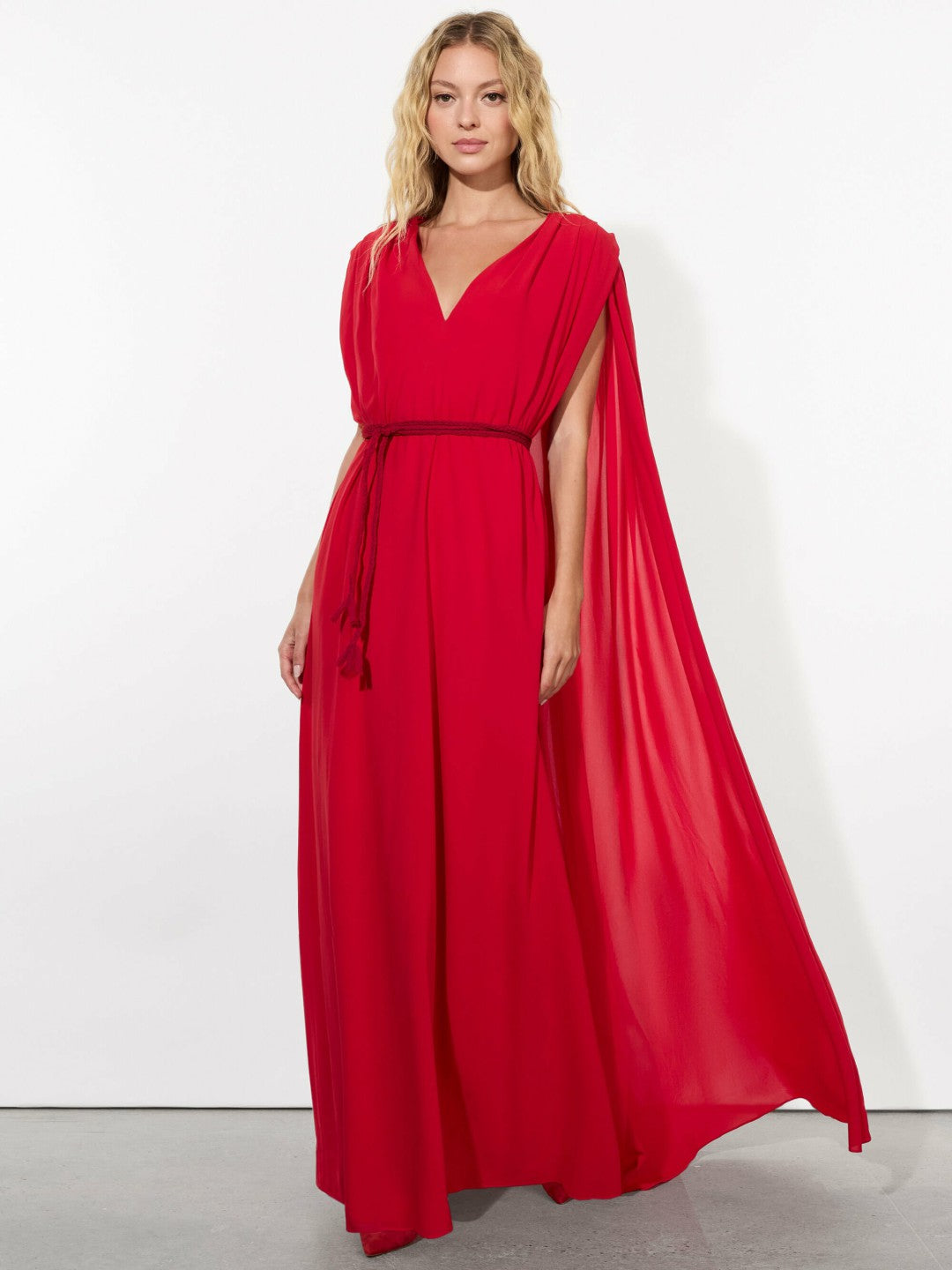 Zenaida Maxi Cape Dress In Bright Ruby - Alice + Olivia Women