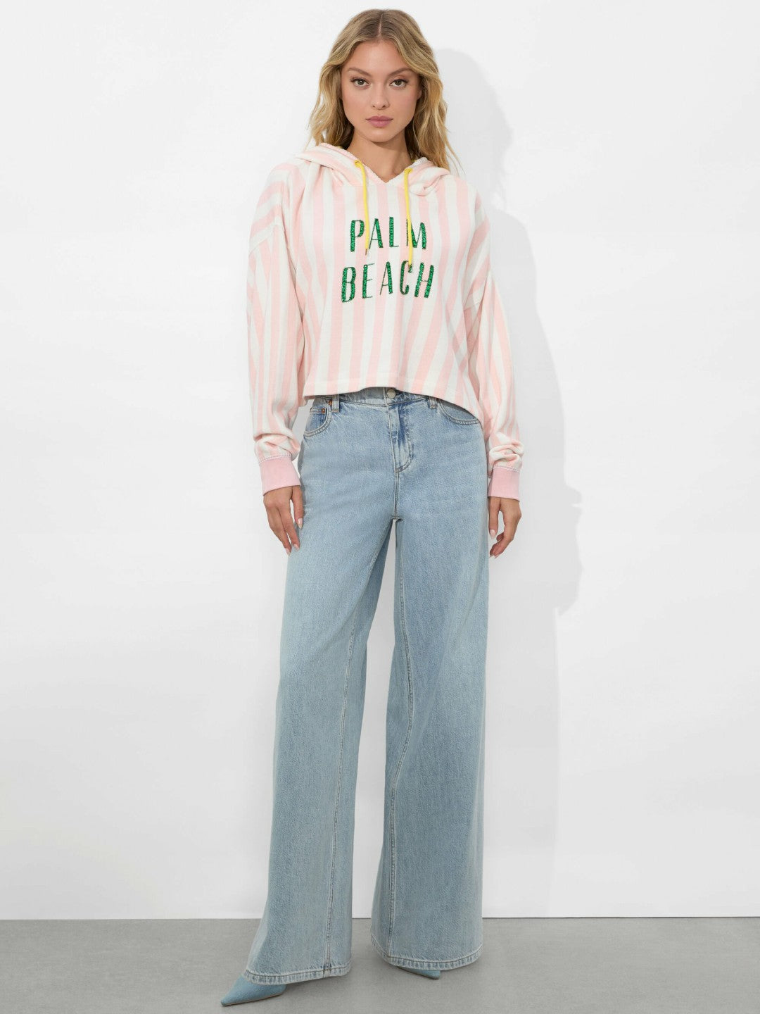 Sunny Cropped Hoodie In Shell Pink Multi - Alice + Olivia Women