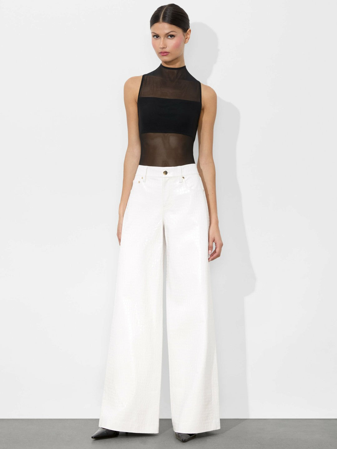 Trish Vegan Croc Pant In Off White - Alice + Olivia Women