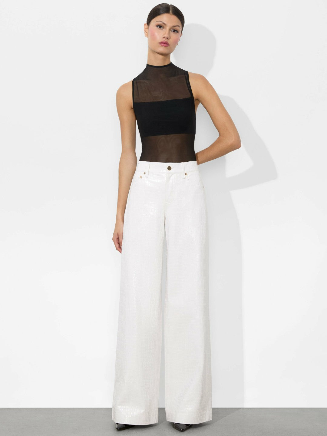 Trish Vegan Croc Pant In Off White - Alice + Olivia Women