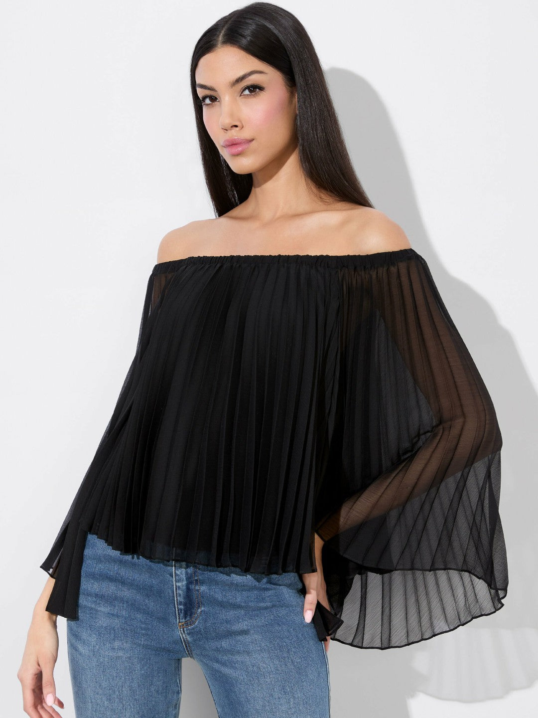 Aundrea Off The Shoulder Blouse In Black - Alice + Olivia Women