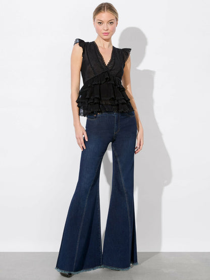 Blanche Ruffled Top In Black - Alice + Olivia Women