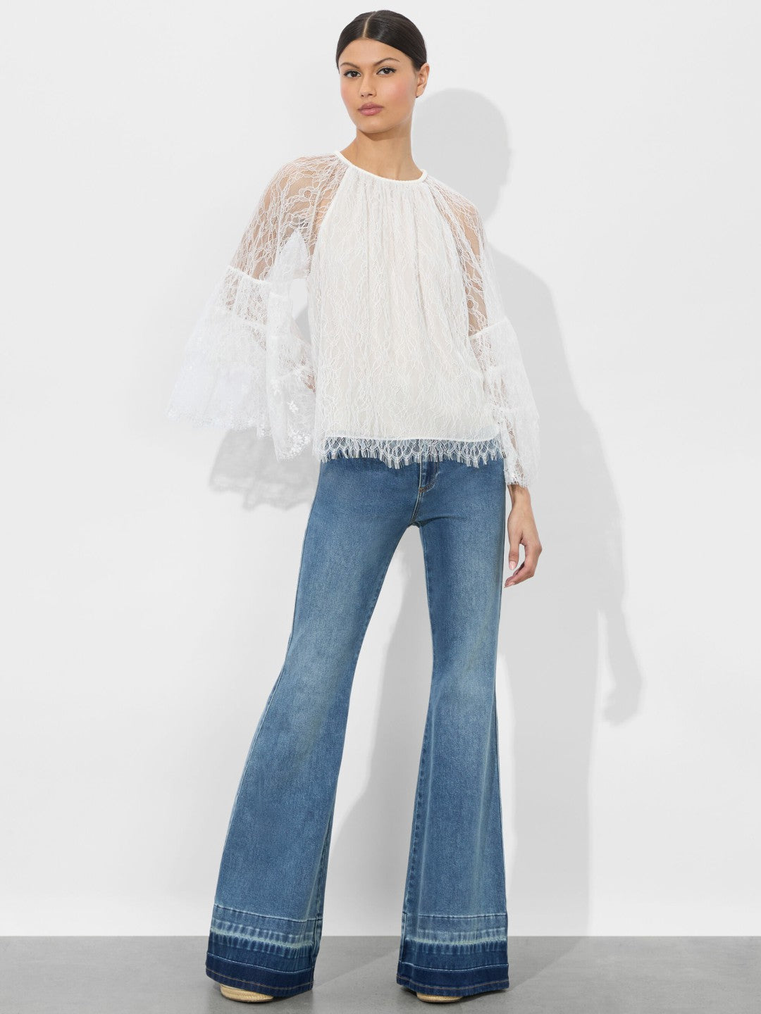 Delia Ruffled Tunic Top In Off White - Alice + Olivia Women