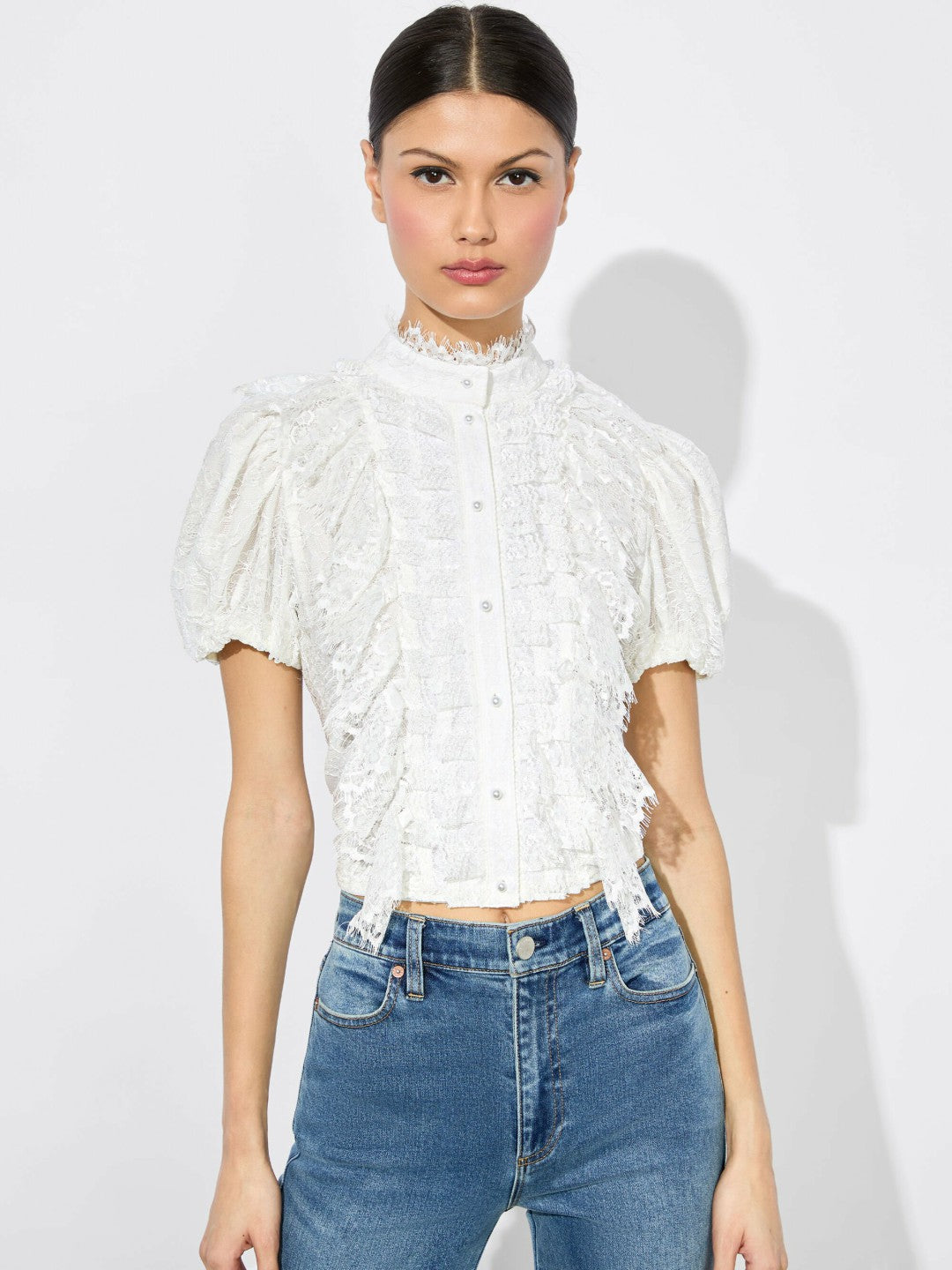 Geraldine Lace Top In Off White - Alice + Olivia Women