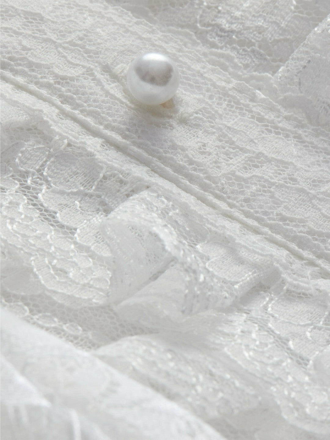 Geraldine Lace Top In Off White - Alice + Olivia Women