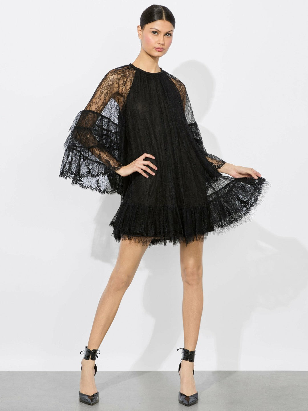 Delia Ruffled Tunic Dress In Black - Alice + Olivia Women