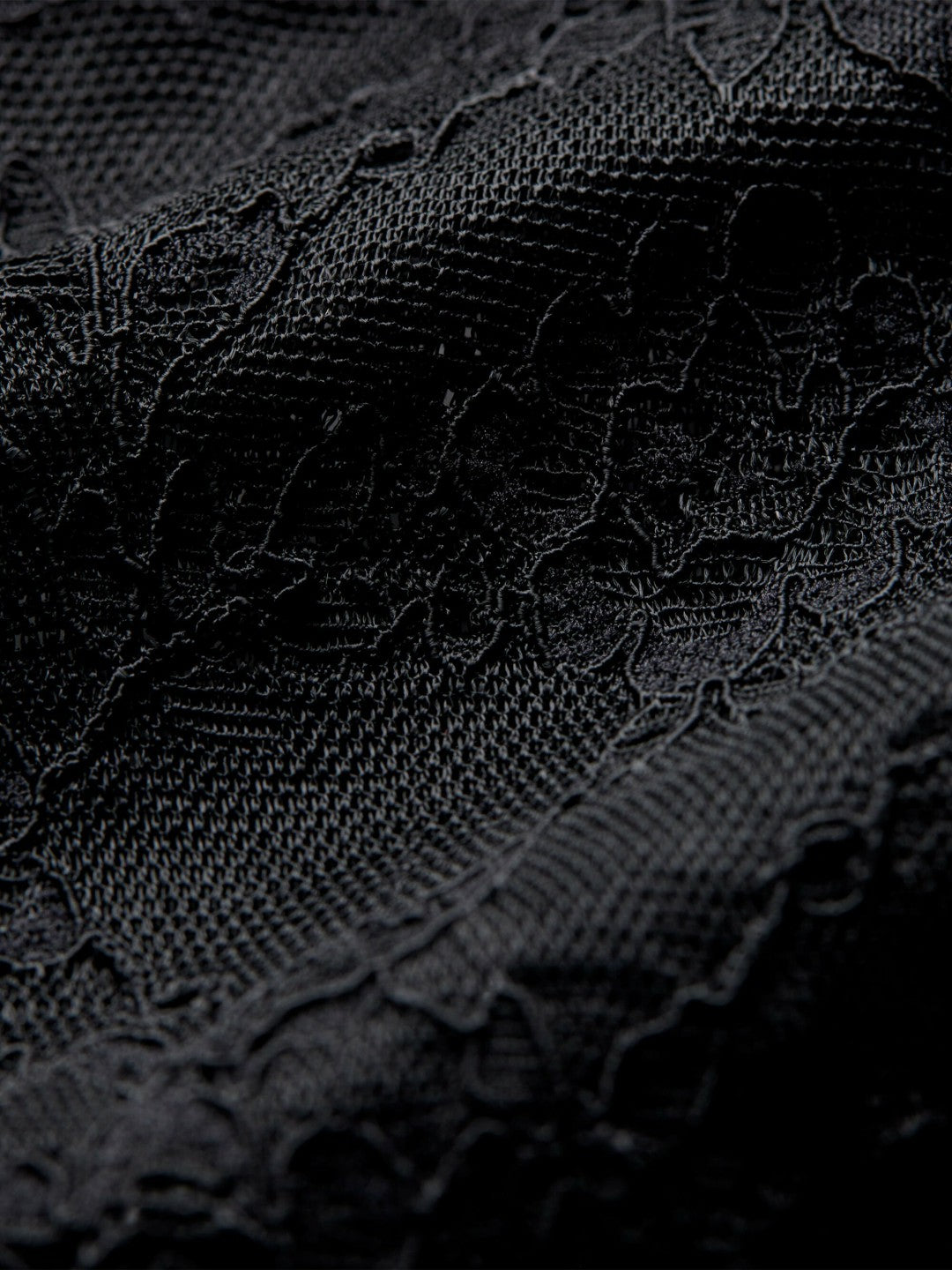 Taeyn Lace Bodysuit In Black - Alice + Olivia Women