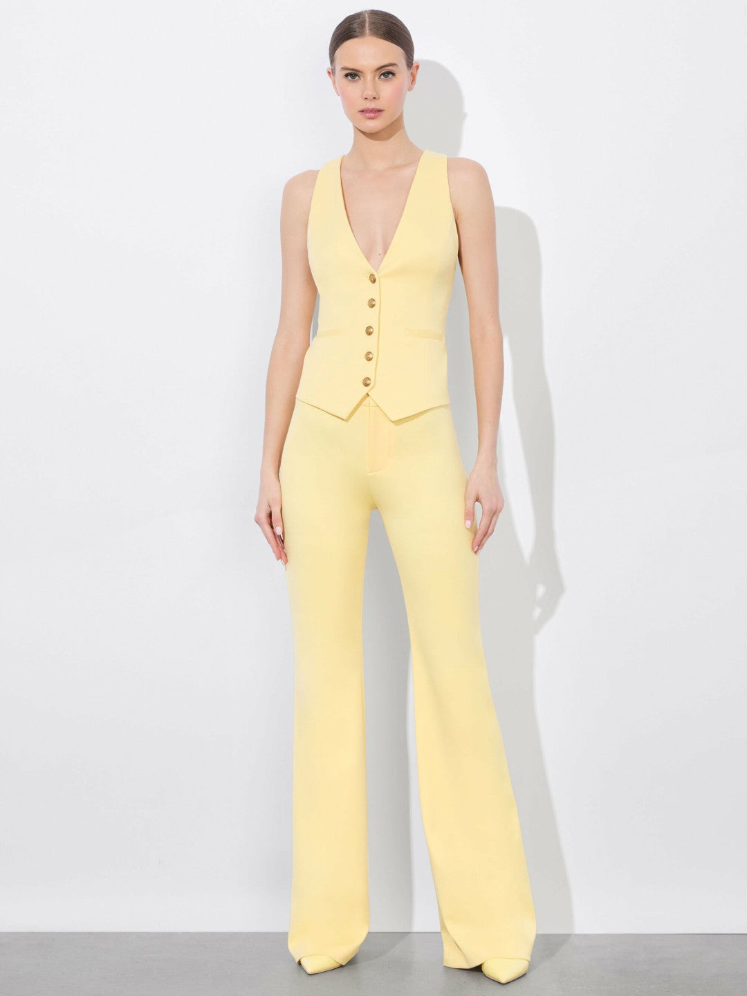 Mazie Vest In Butter - Alice + Olivia Women