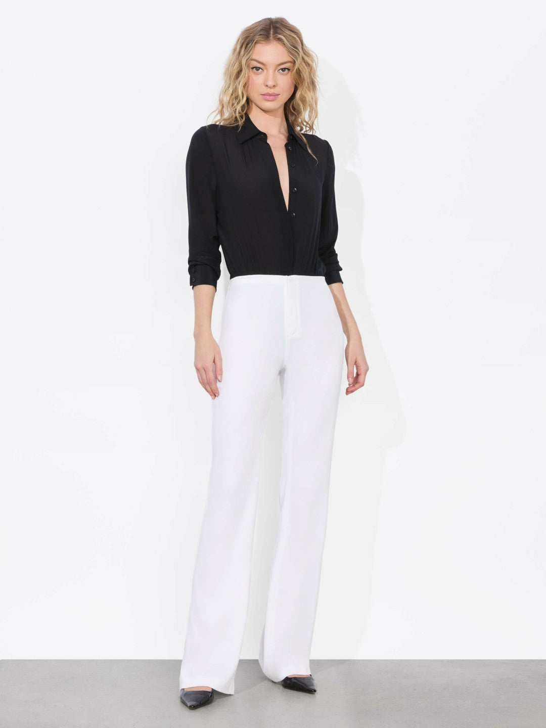 Teeny Bootcut Pant In Off White - Alice + Olivia Women