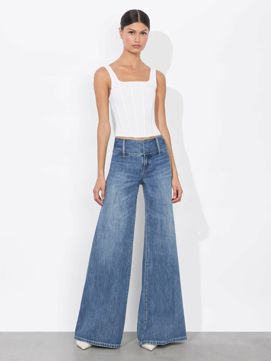 Sariah Corset Tank In Soft White - Alice + Olivia Women