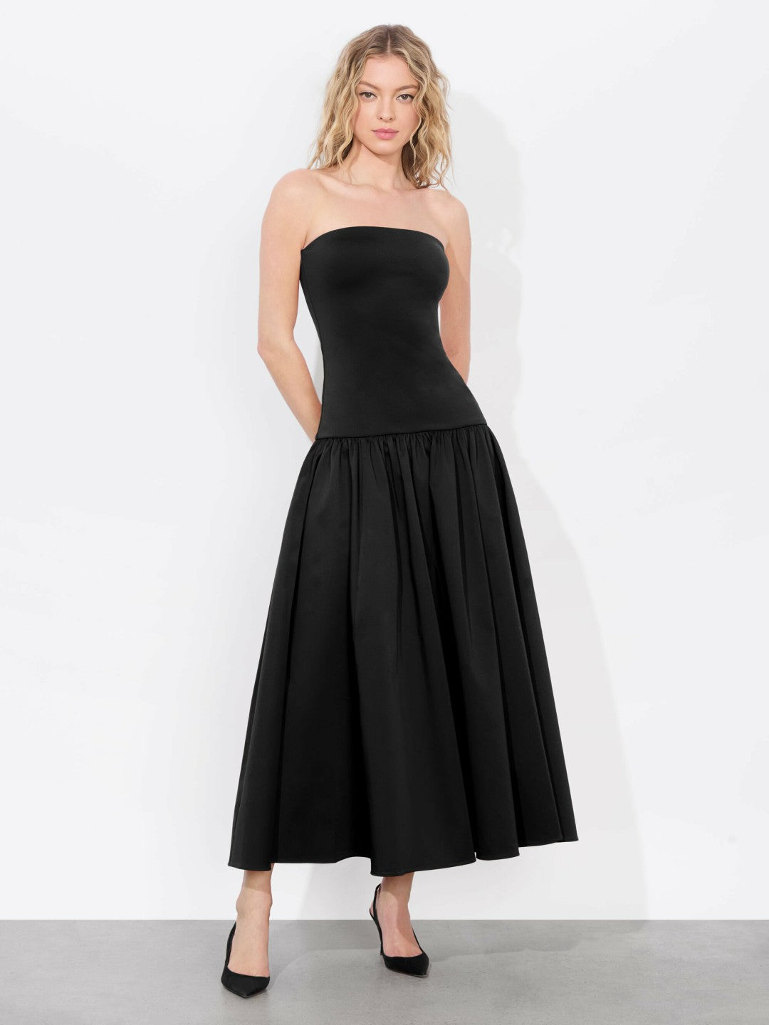 Oriana Drop Waist Midi Dress In Black - Alice + Olivia Women