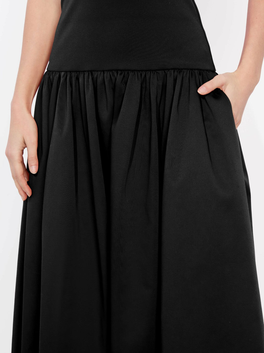 Oriana Drop Waist Midi Dress In Black - Alice + Olivia Women