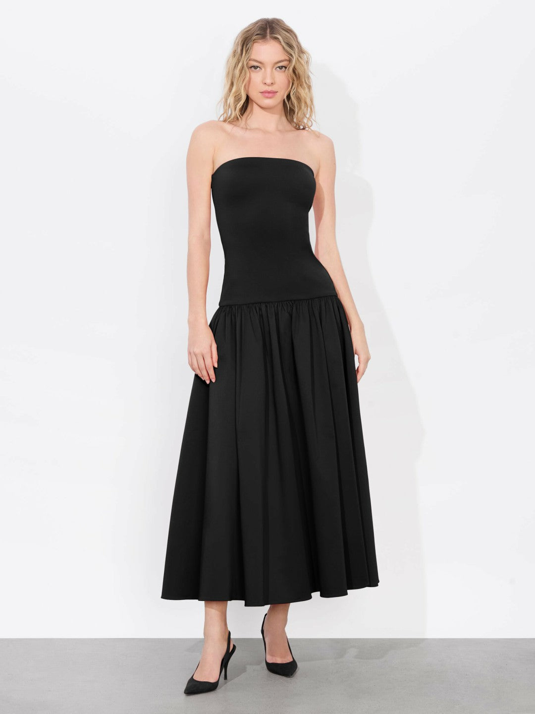 Oriana Drop Waist Midi Dress In Black - Alice + Olivia Women