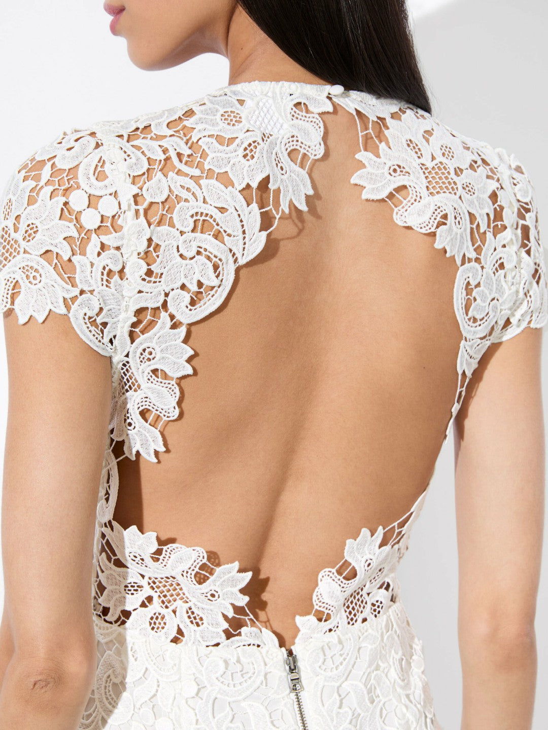 Clover Open Back Dress In Off White - Alice + Olivia Women