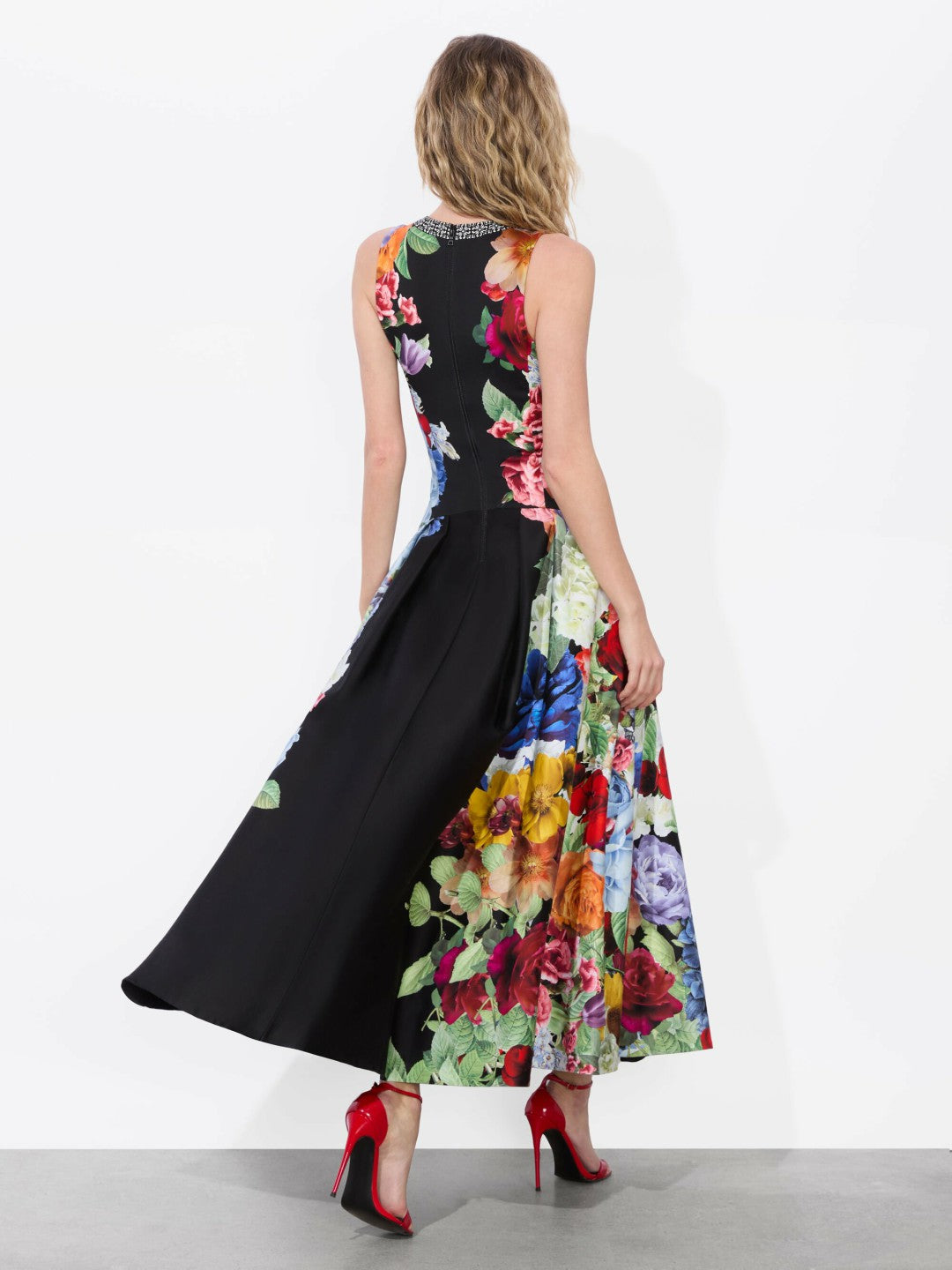 Adley Drop Waist Midi Dress In Garden Brunch Black - Alice + Olivia Women