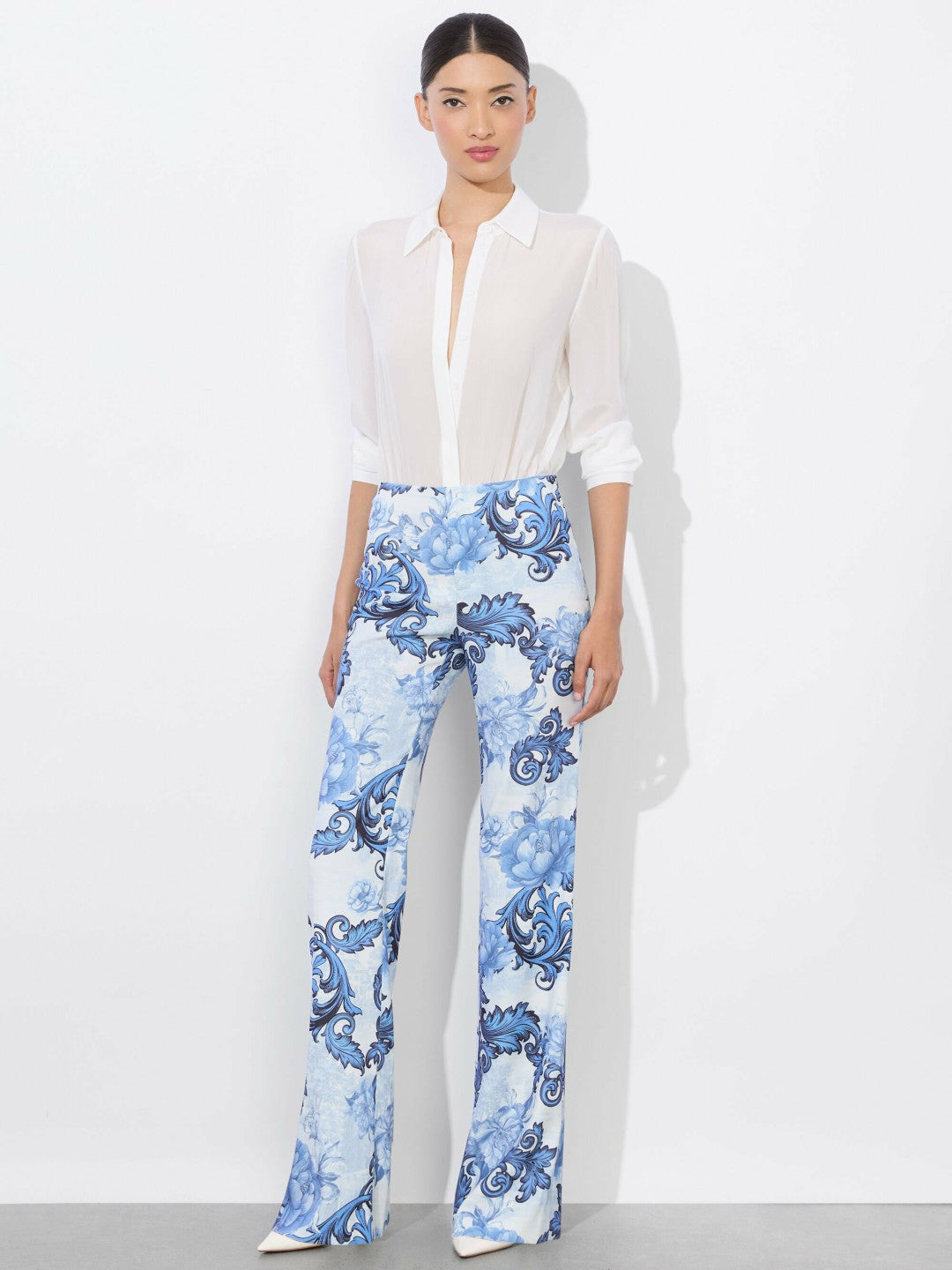 Teeny Bootcut Pant In Scroll Symphony - Alice + Olivia Women