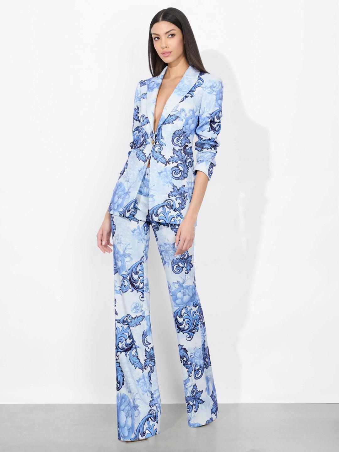 Breann Fitted Blazer In Scroll Symphony - Alice + Olivia Women