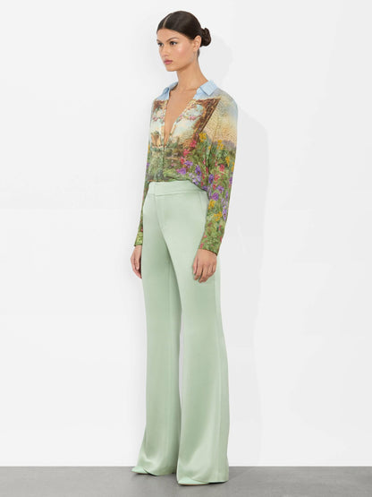 Deanna Bootcut Pant In Sage - Alice + Olivia Women