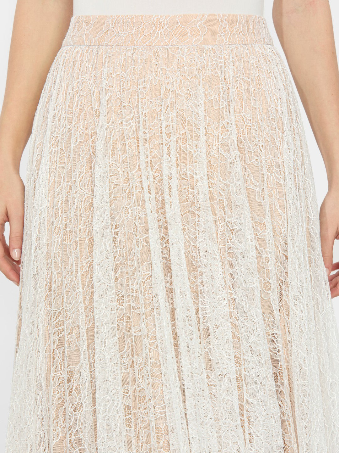Katz Pleated Maxi Skirt In Off White - Alice + Olivia Women