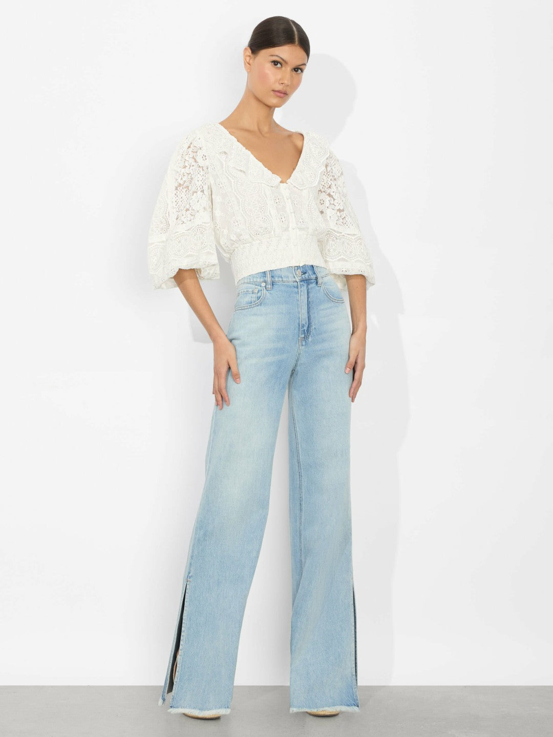 Dove Ruffled Crop Top In Off White - Alice + Olivia Women