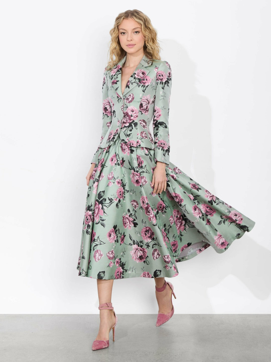 Iana Sculpted Blazer In Sage Multi - Alice + Olivia Women