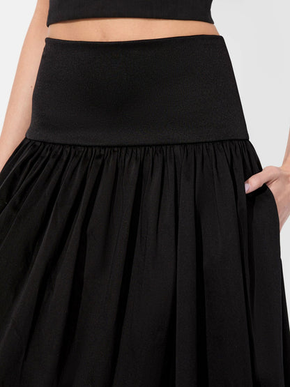 Oriana Drop Waist Midi Skirt In Black - Alice + Olivia Women