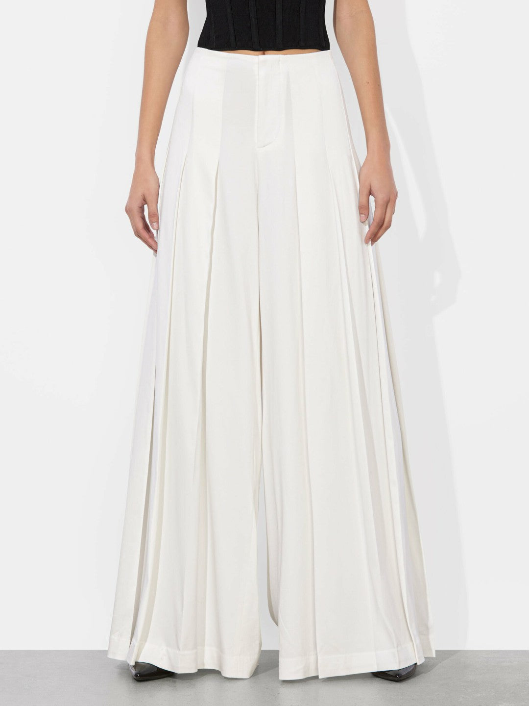 Ainslie Wide Leg Pant In Off White - Alice + Olivia Women