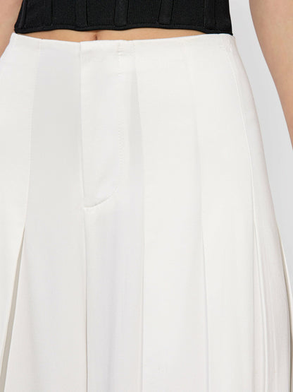 Ainslie Wide Leg Pant In Off White - Alice + Olivia Women