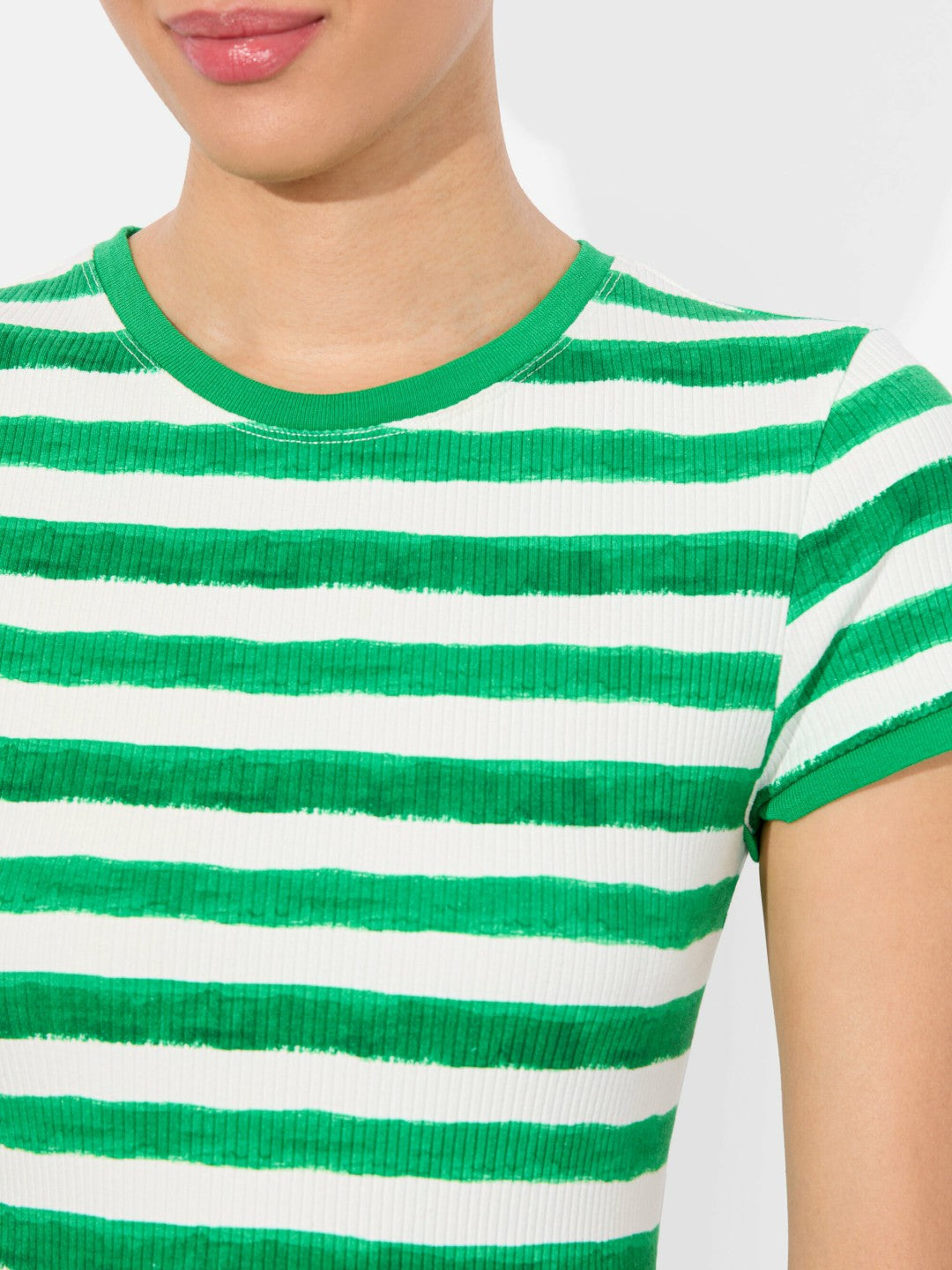 Tess Tee In Painted Stripe Lt Emerald - Alice + Olivia Women