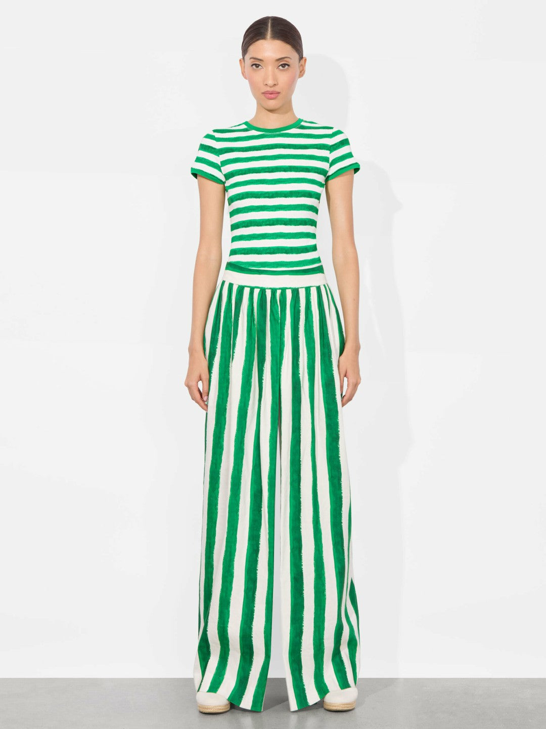 Tess Tee In Painted Stripe Lt Emerald - Alice + Olivia Women