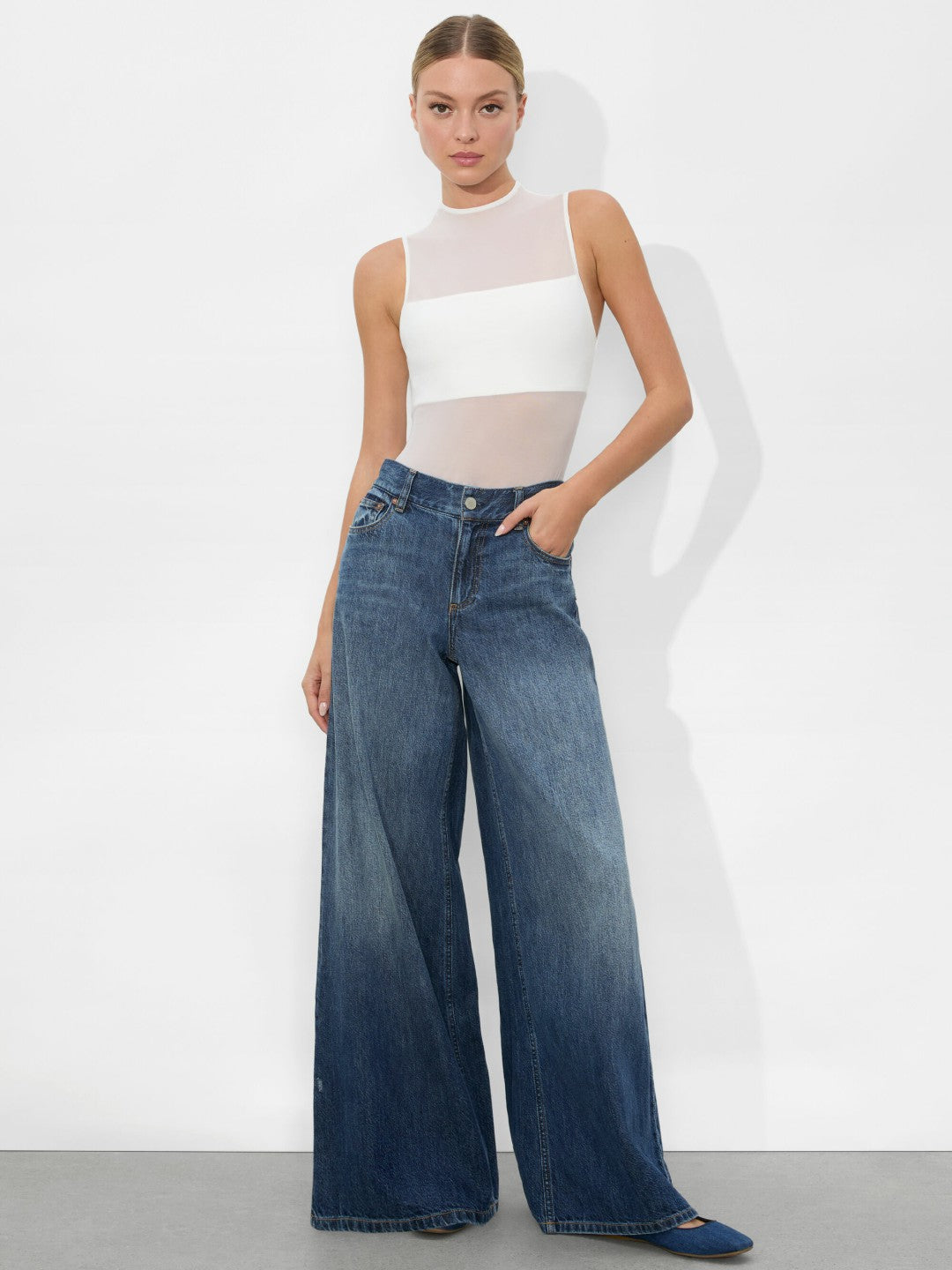 Branson Jean In Darby Vintage Blue - Alice + Olivia Women