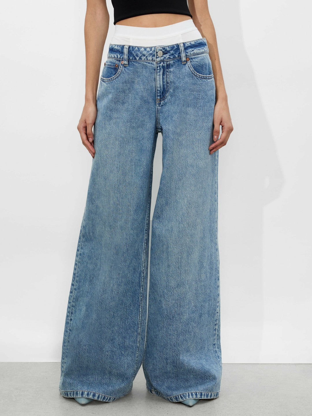 Ian Boxer Jean In Harlow Vtg Blue/off White - Alice + Olivia Women