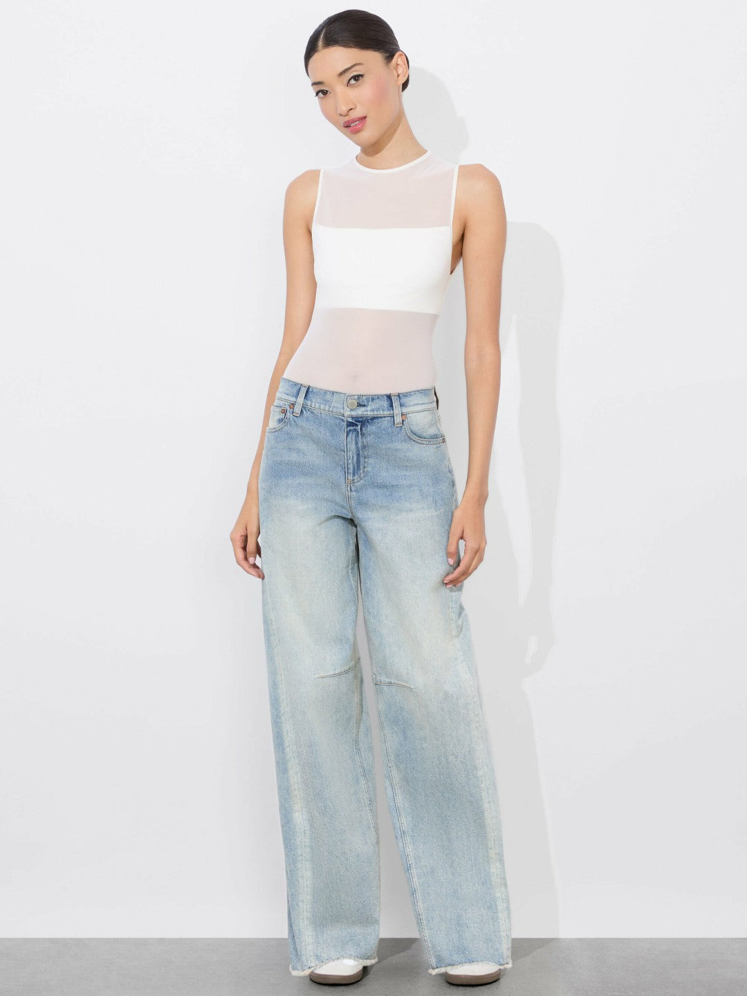 Driggs Balloon Jean In Sierra Light Blue - Alice + Olivia Women