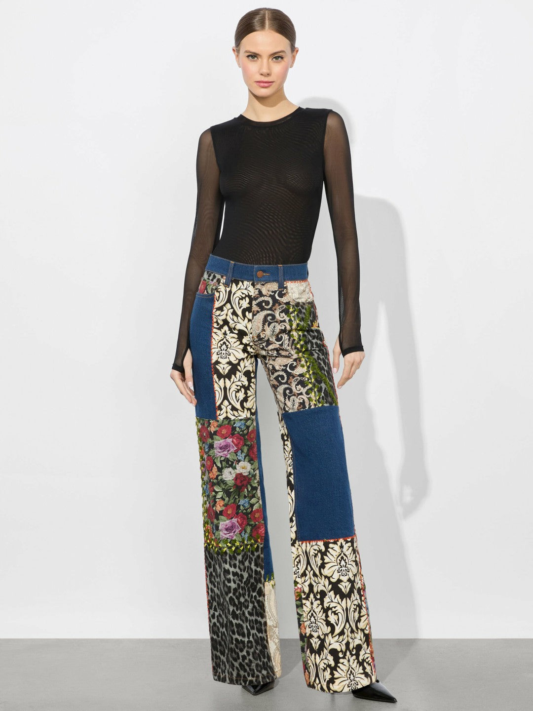 Weezy Mixed Media Jean In Lola Blue/multi - Alice + Olivia Women