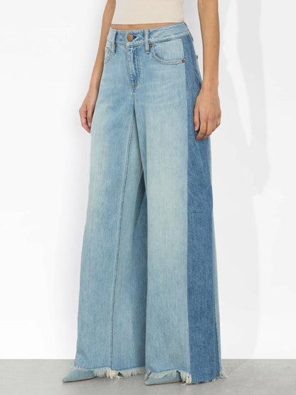 Stu Baggy Jean In Gemma Light Blue - Alice + Olivia Women