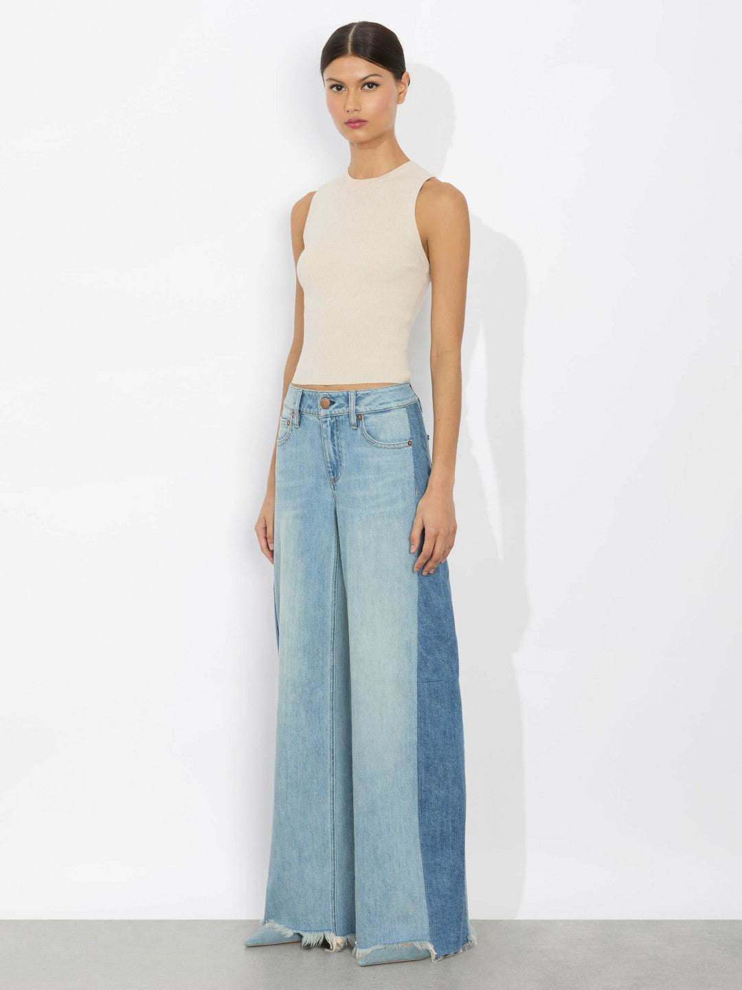 Stu Baggy Jean In Gemma Light Blue - Alice + Olivia Women