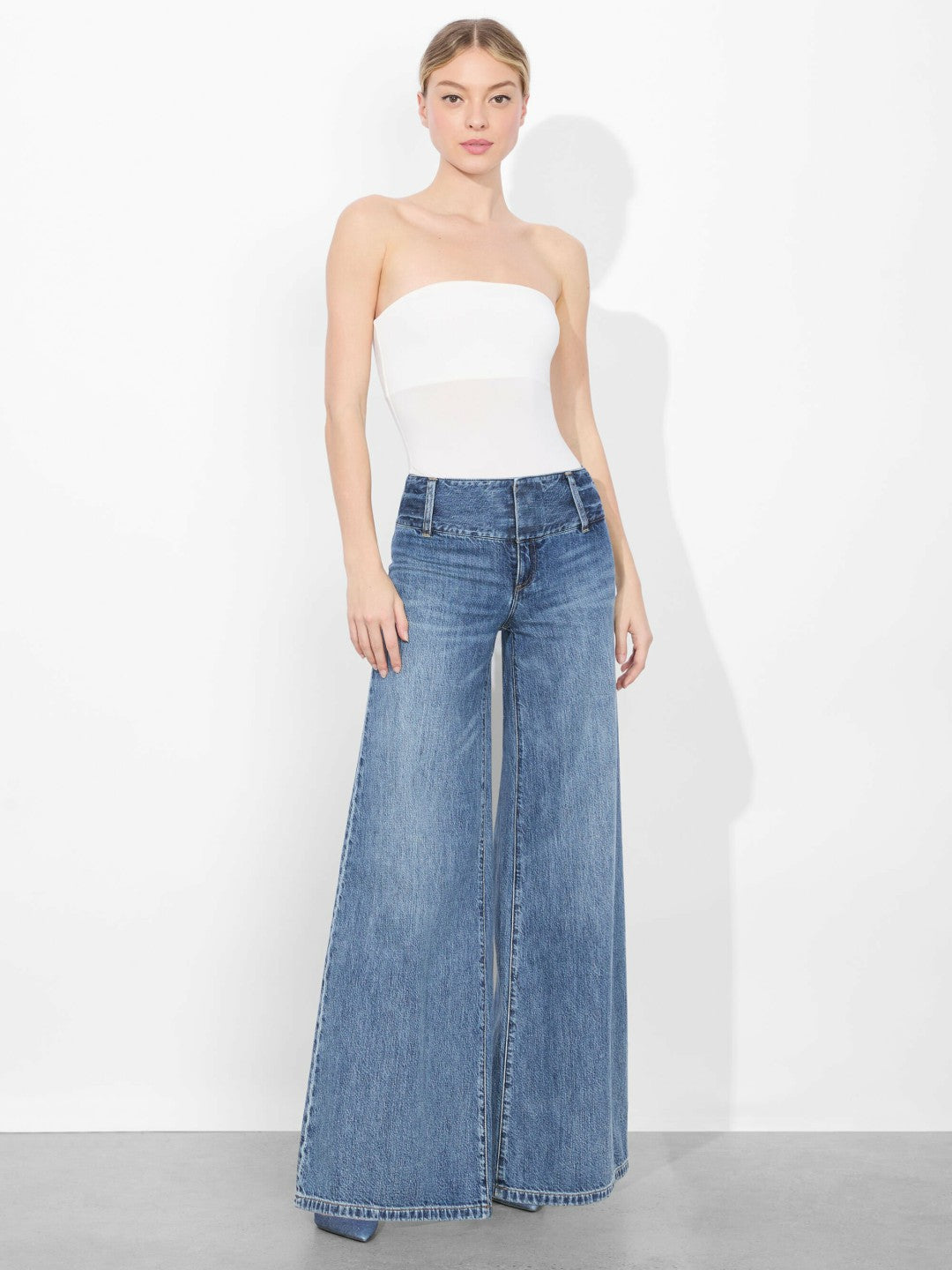 Olivia Jean In Romy Dark Vintage Blue - Alice + Olivia Women