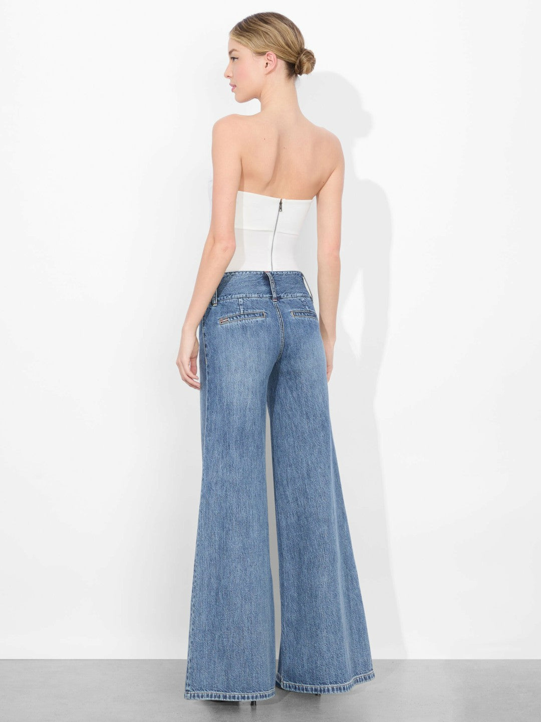 Olivia Jean In Romy Dark Vintage Blue - Alice + Olivia Women