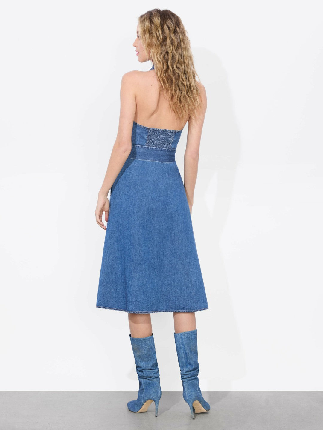 Chassidy Chambray Midi Dress In Medium Indigo Chambray - Alice + Olivia Women
